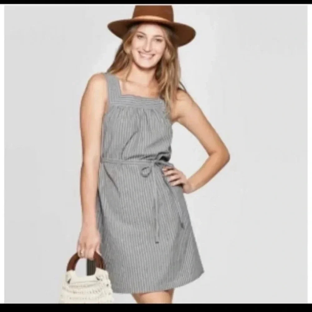 Universal Thread Women's Striped Square Neck Sleeveless Knee Length dress